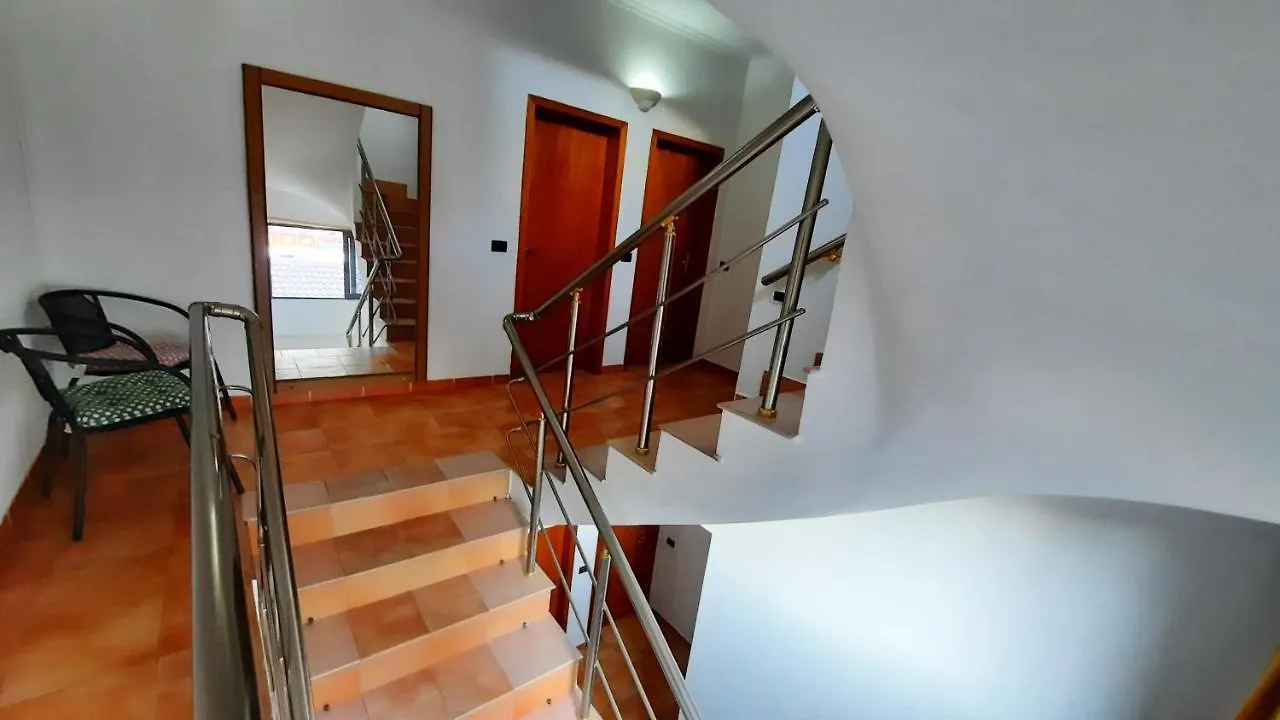 ~Villa Gloria~ Durres 3*,