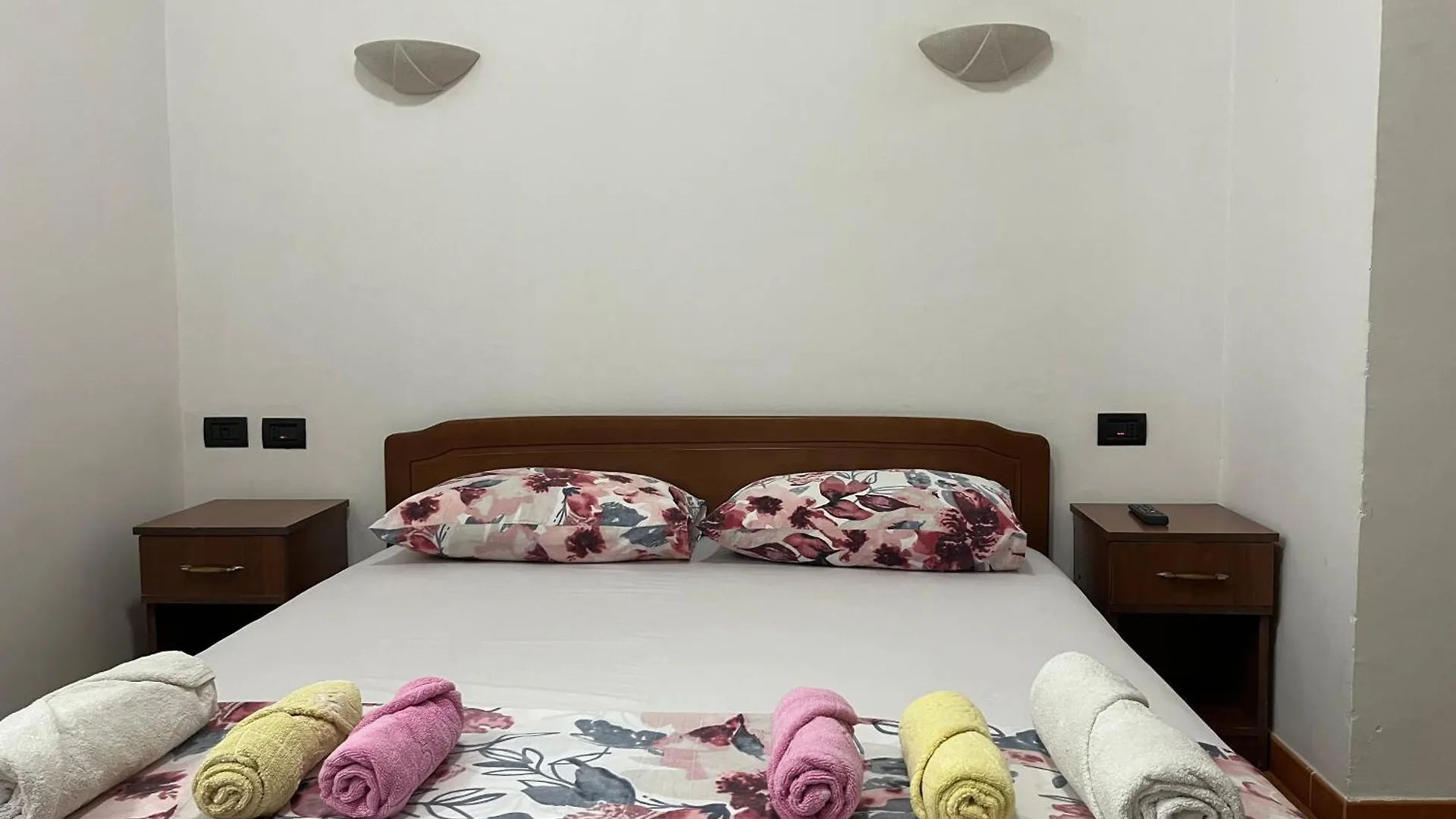 ~Villa Gloria~ Durres